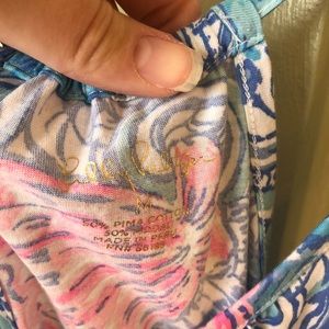 Lilly Pulitzer shell tank size medium